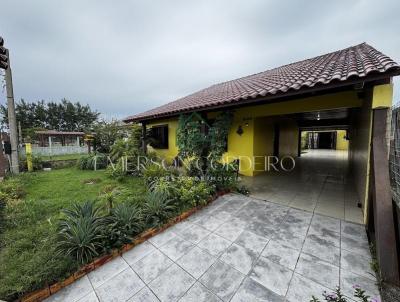 Casas 5 Quartos ou + para Venda, em Cidreira, bairro Centro, 5 dormit�rios, 3 banheiros, 1 su�te, 4 vagas